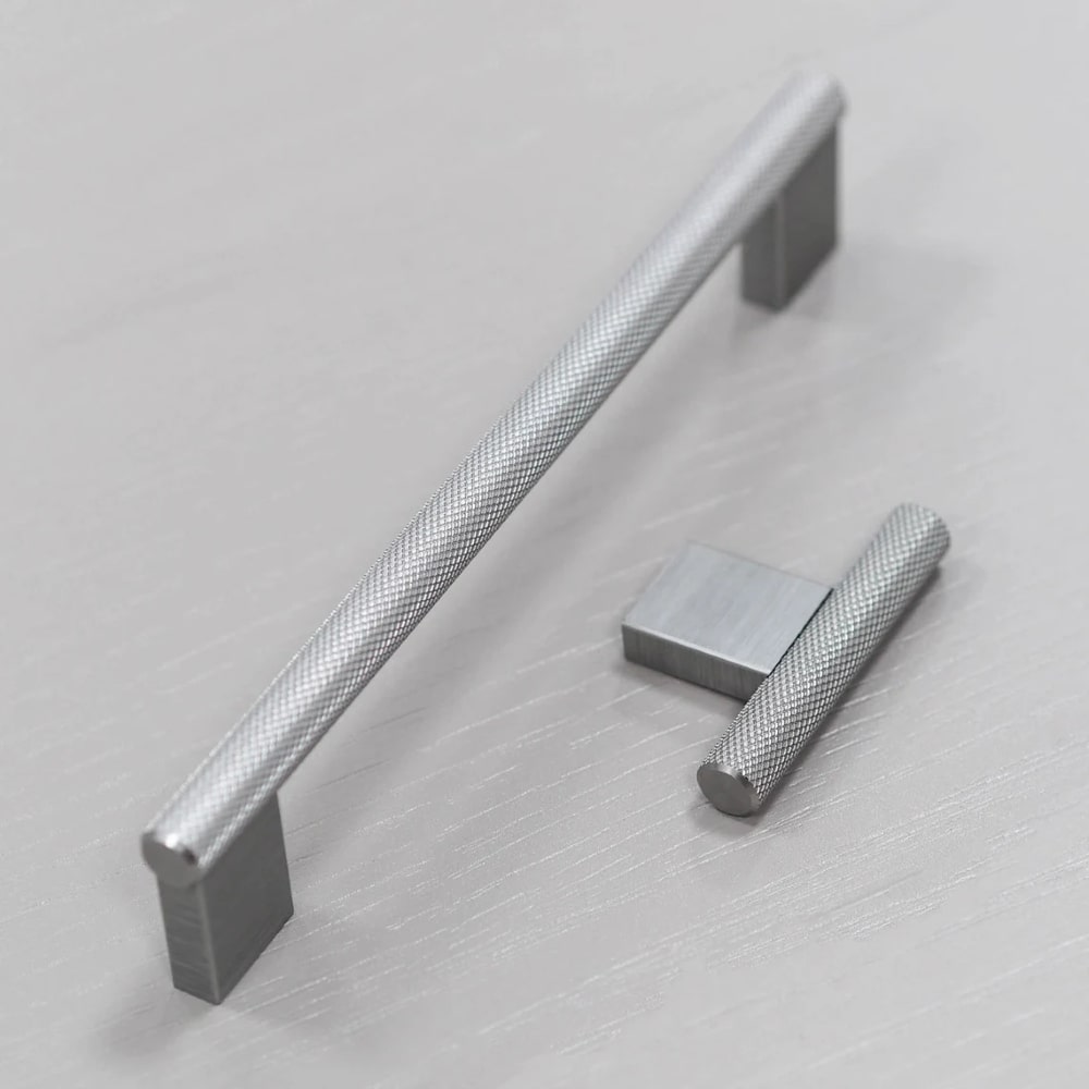 Abbey Silver Knob 2 - Online Bedrooms