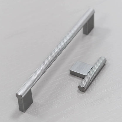 Abbey Silver Knob 2 - Online Bedrooms