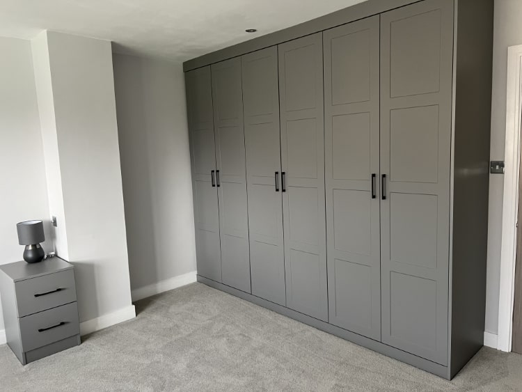 5 Ways Fitted Wardrobes Maximise Storage Space